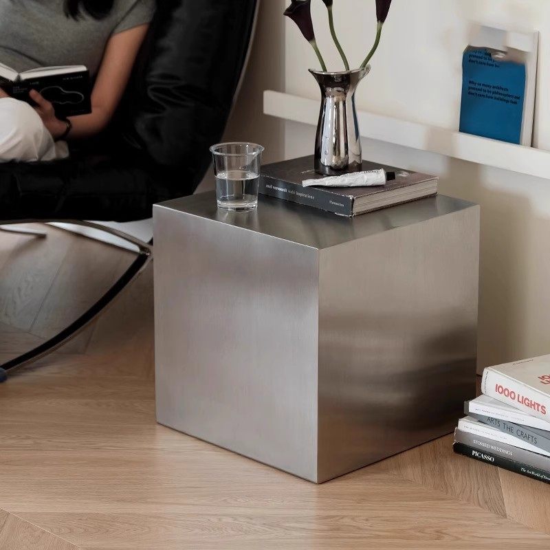 Italian Stainless Steel Side T - Desk Setup Minimalist recension och pris